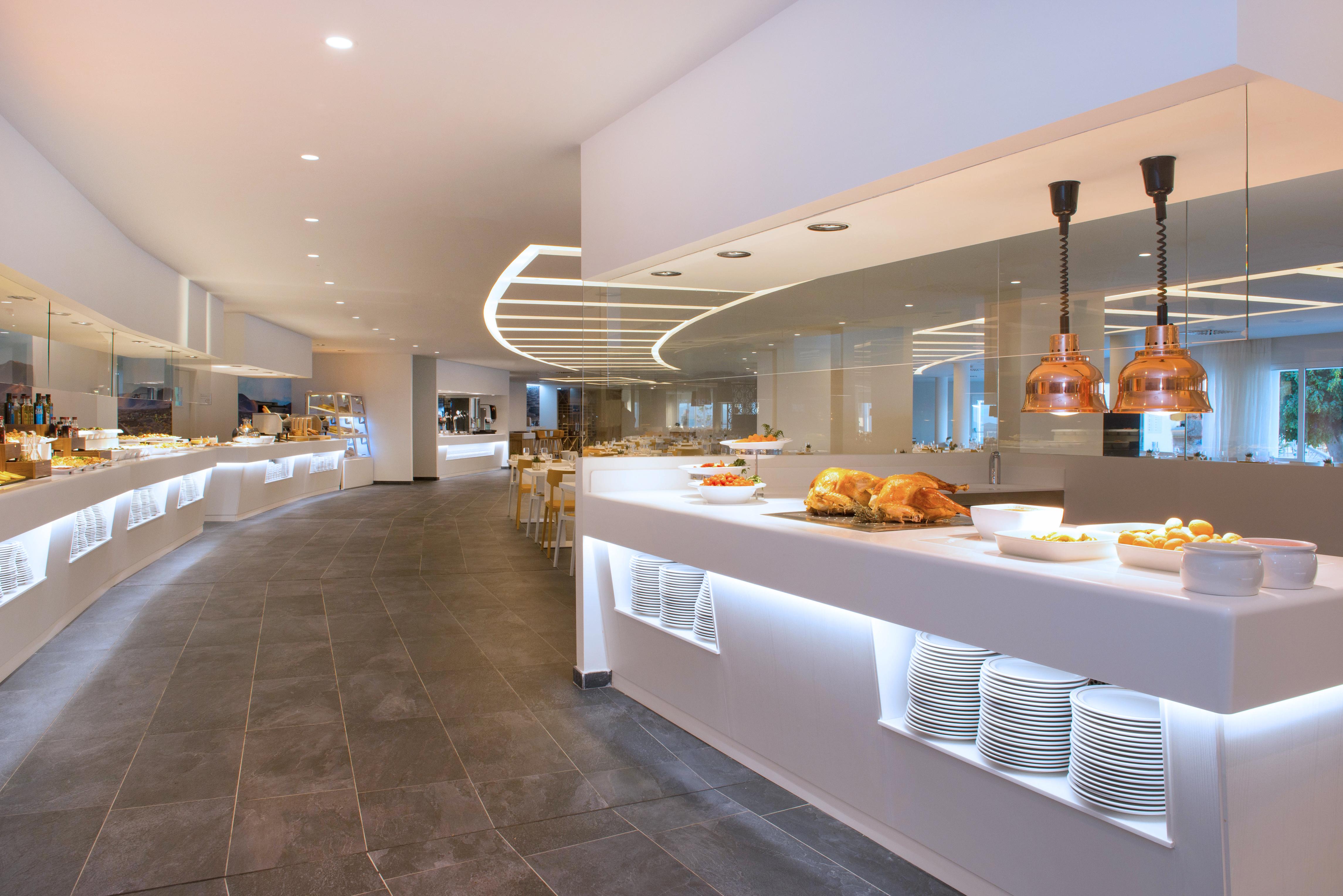 อิเบโรสตาร์ ซีเล็คชั่น ลันซาโรเต พาร์ค Hotel ปลายาบลังกา ภายนอก รูปภาพ