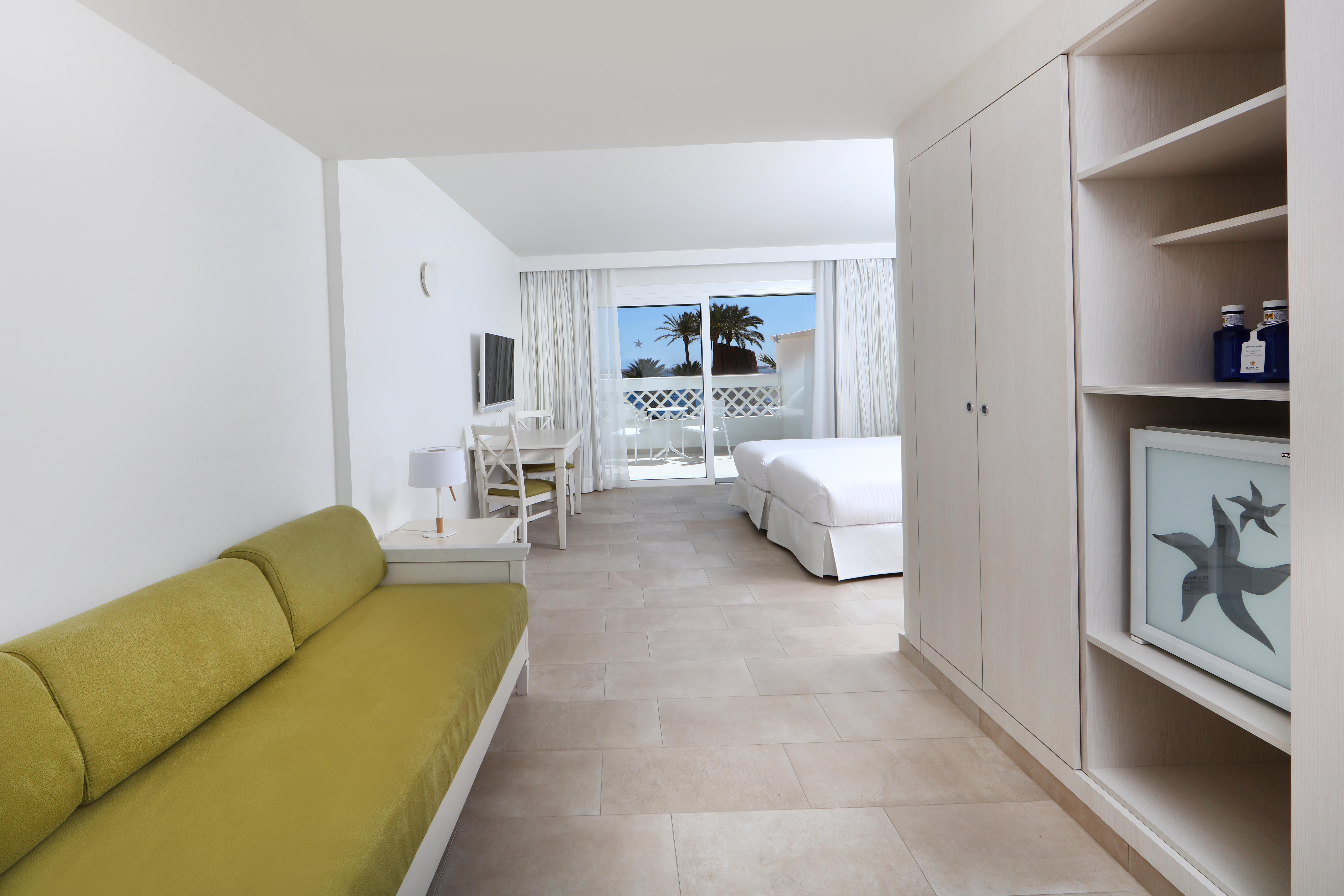 อิเบโรสตาร์ ซีเล็คชั่น ลันซาโรเต พาร์ค Hotel ปลายาบลังกา ภายนอก รูปภาพ
